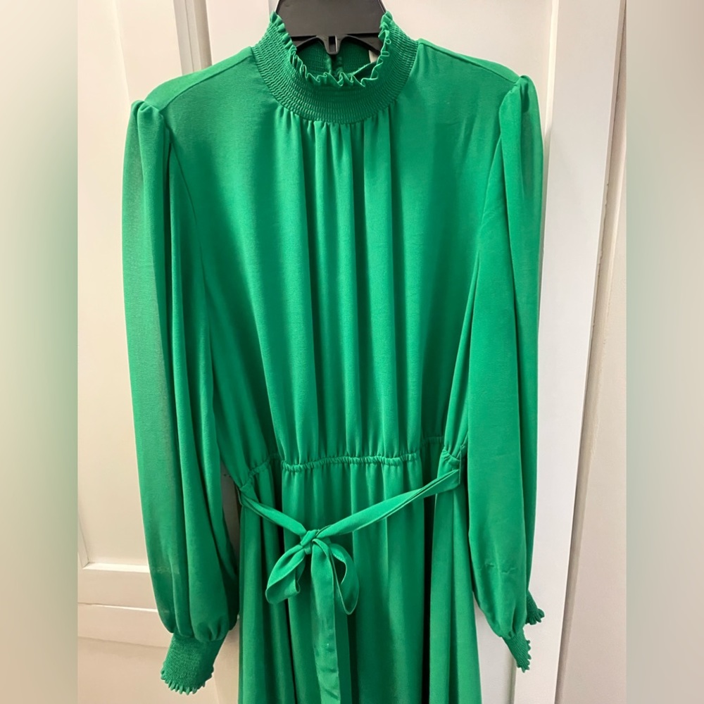 Gibson & Latimer Emerald Turtle neck, Long Sleeve Tie Waist Wrap Midi Dress, S